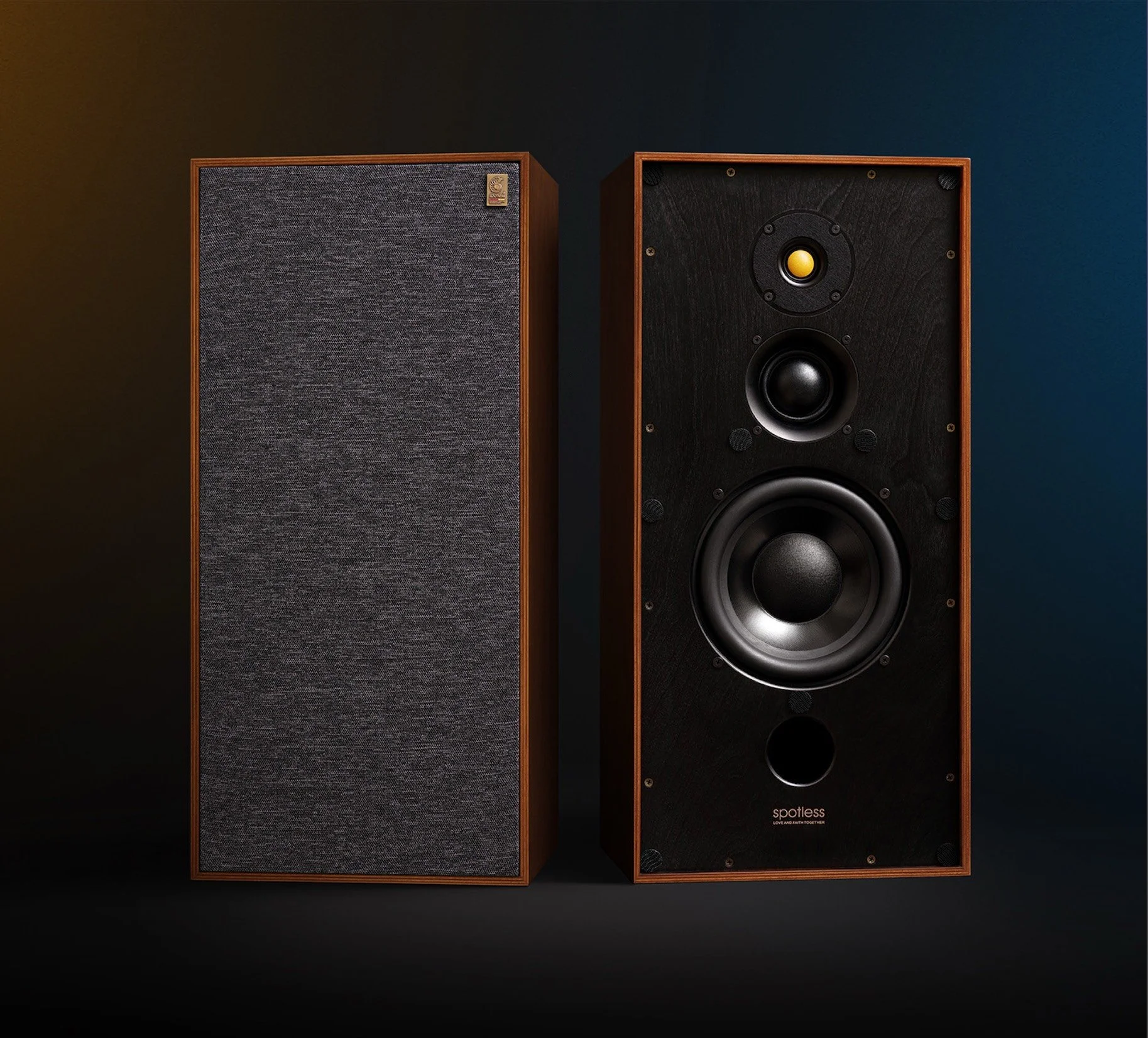Spotless Eternal 8.3 Three-way Bookshelf Speakers pair — VAL HiFi